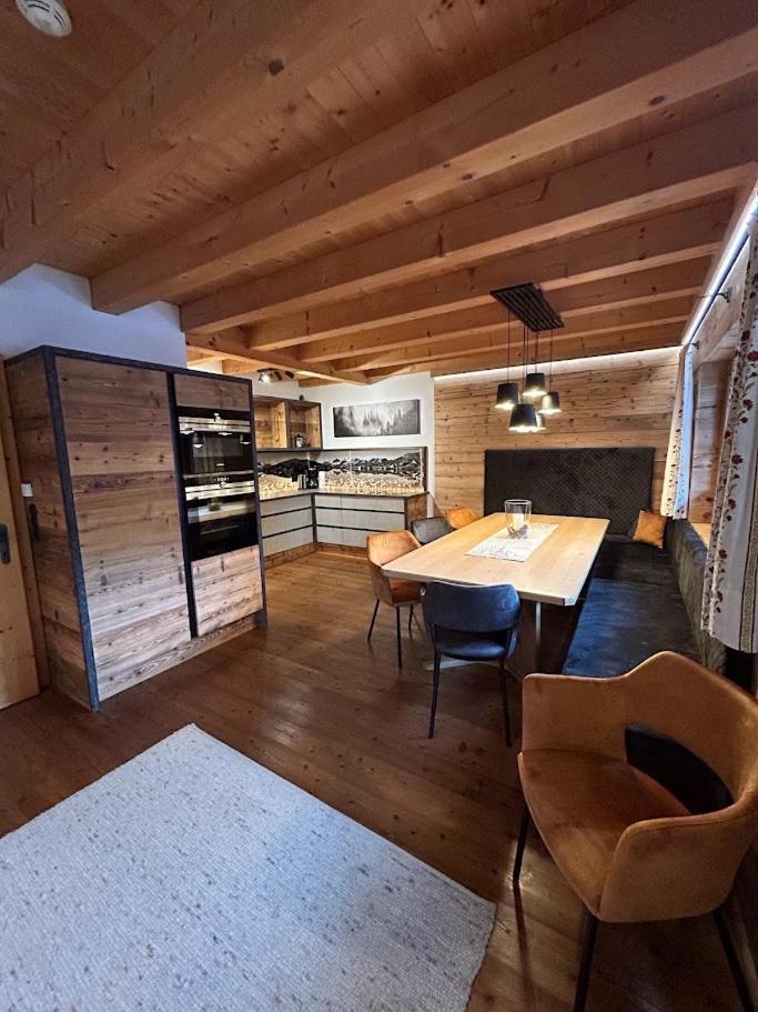 Feriendorf Joggler - Chalets Nahe Der Gondel Zell am Ziller Luaran gambar