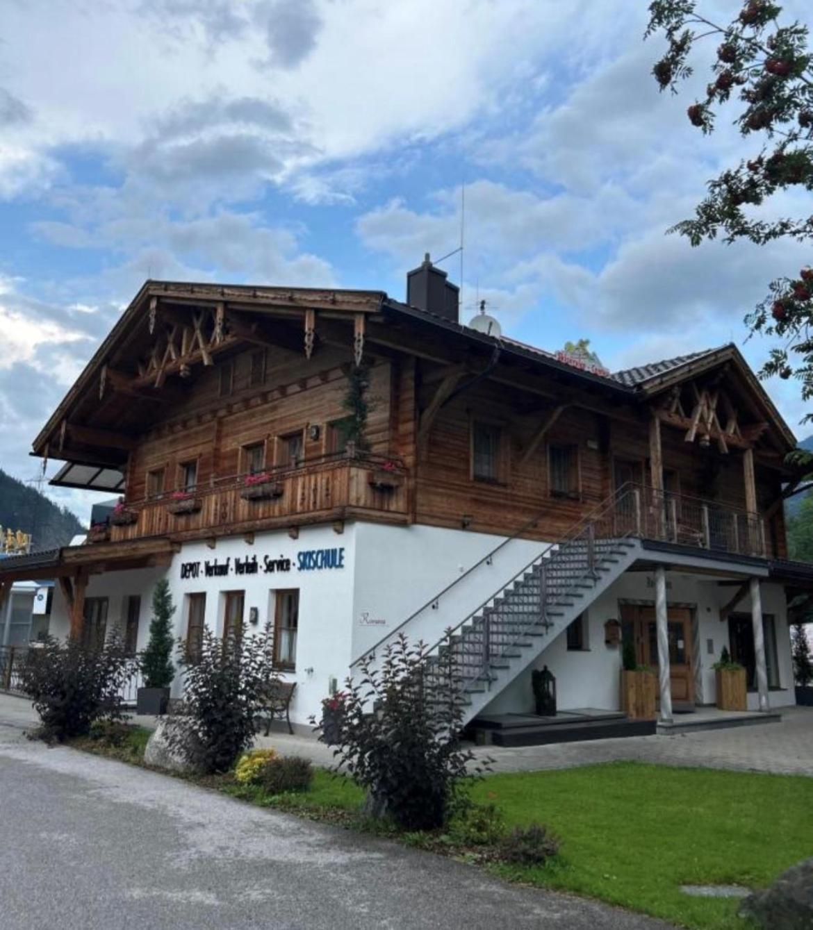 Feriendorf Joggler - Chalets Nahe Der Gondel Zell am Ziller Luaran gambar