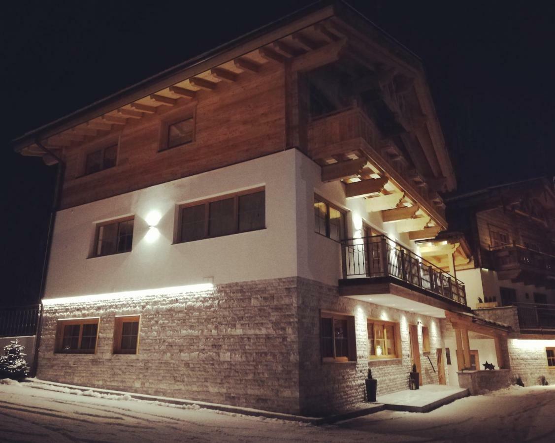 Feriendorf Joggler - Chalets Nahe Der Gondel Zell am Ziller Luaran gambar